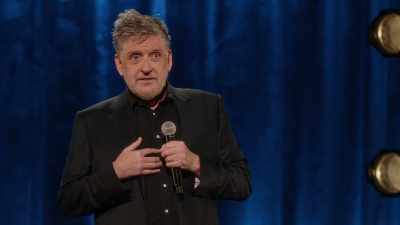 [audience laughing] - Craig Ferguson: I'm So Happy