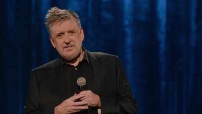 [audience laughing] - Craig Ferguson: I'm So Happy