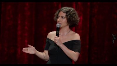 [audience laughing] - Ilana Glazer: Human Magic