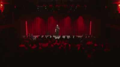 [audience laughing] - Ralph Barbosa: Cowabunga