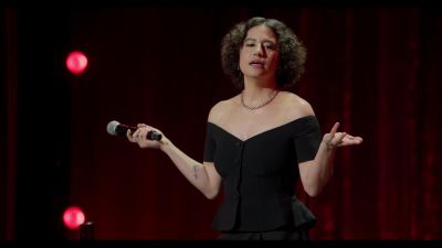 [audience laughing] - Ilana Glazer: Human Magic