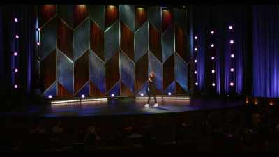 [audience laughs and applauds] - Michelle Wolf: Joke Show