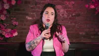 -[audience laughs]
-But, um… - Liza Treyger: Night Owl