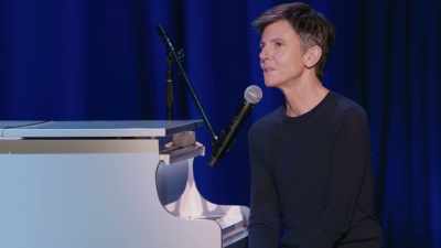 [audience laughs] - Tig Notaro: Hello Again