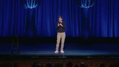 [audience laughs] - Tig Notaro: Hello Again