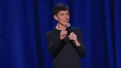 [audience laughs] - Tig Notaro: Hello Again