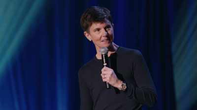 [audience laughs] - Tig Notaro: Hello Again