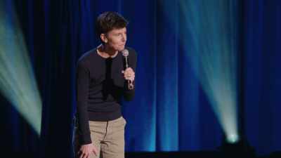 [audience laughs] - Tig Notaro: Hello Again