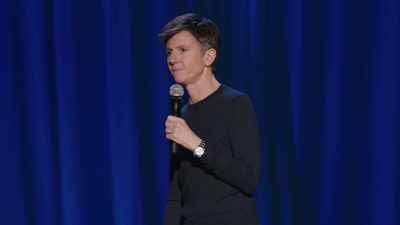 [audience laughs] - Tig Notaro: Hello Again