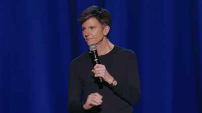 [audience laughs] - Tig Notaro: Hello Again