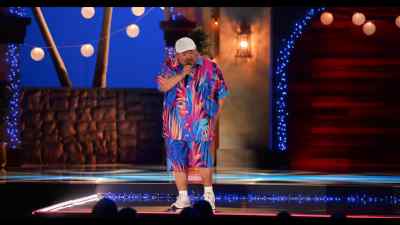 [audience laughs] - Gabriel Iglesias: Legend of Fluffy