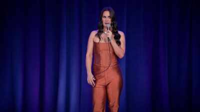 [audience laughs] - Hannah Berner: We Ride at Dawn