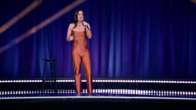 [audience laughs] - Hannah Berner: We Ride at Dawn