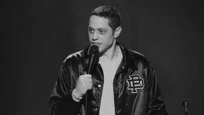 [audience laughs] - Pete Davidson: Turbo Fonzarelli
