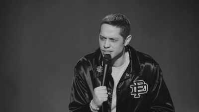 [audience laughs] - Pete Davidson: Turbo Fonzarelli
