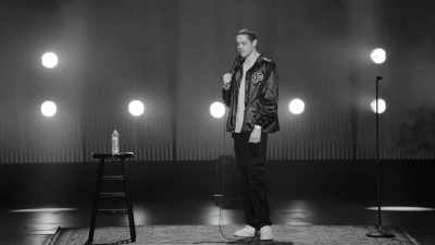 [audience laughs] - Pete Davidson: Turbo Fonzarelli