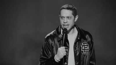 [audience laughs] - Pete Davidson: Turbo Fonzarelli