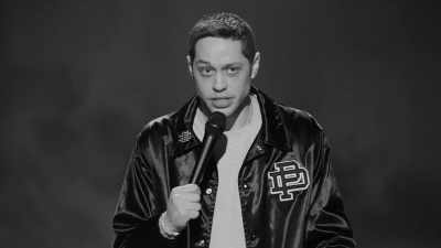 [audience laughs] - Pete Davidson: Turbo Fonzarelli