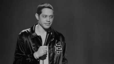 [audience laughs] - Pete Davidson: Turbo Fonzarelli