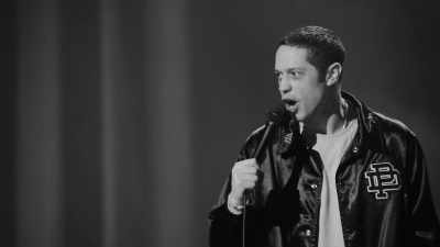 [audience laughs] - Pete Davidson: Turbo Fonzarelli