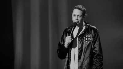 [audience laughs] - Pete Davidson: Turbo Fonzarelli