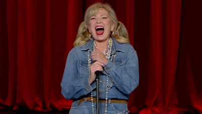[audience laughs] - Roseanne Barr: Cancel This!