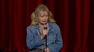 [audience laughs] - Roseanne Barr: Cancel This!