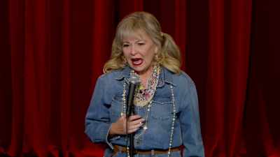 [audience laughs] - Roseanne Barr: Cancel This!