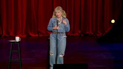 [audience laughs] - Roseanne Barr: Cancel This!
