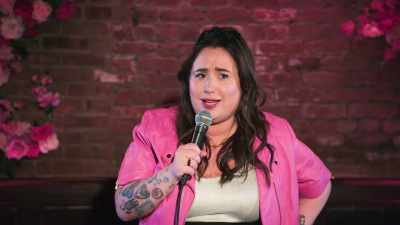 [audience laughs] - Liza Treyger: Night Owl