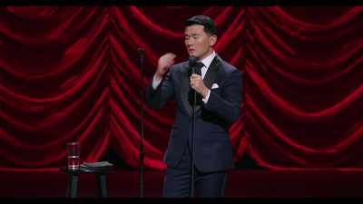 [audience laughs] - Ronny Chieng: Asian Comedian Destroys America!