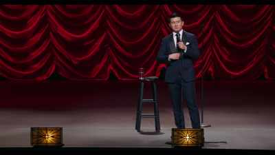 [audience laughs] - Ronny Chieng: Asian Comedian Destroys America!