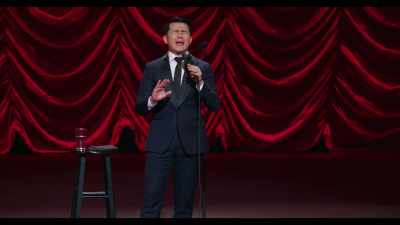 [audience laughs] - Ronny Chieng: Asian Comedian Destroys America!