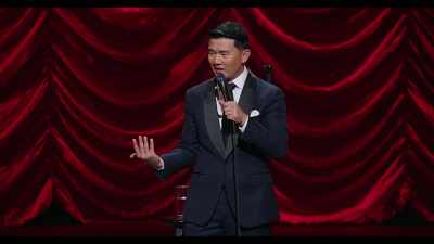 [audience laughs] - Ronny Chieng: Asian Comedian Destroys America!