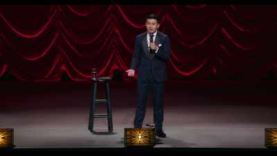 [audience laughs] - Ronny Chieng: Asian Comedian Destroys America!