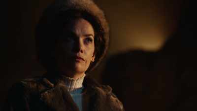 [audience laughs] - His Dark Materials