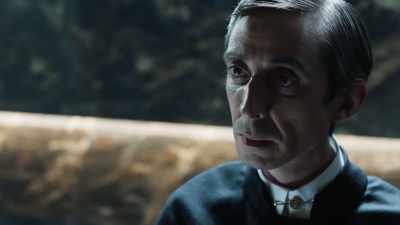 [audience laughs] - His Dark Materials