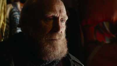 [audience laughs] - His Dark Materials