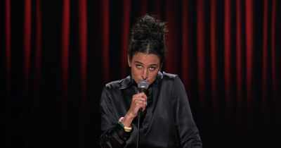 [audience laughs] - Jenny Slate: Stage Fright