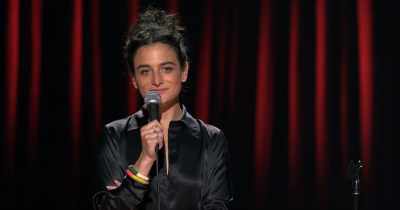 [audience laughs] - Jenny Slate: Stage Fright