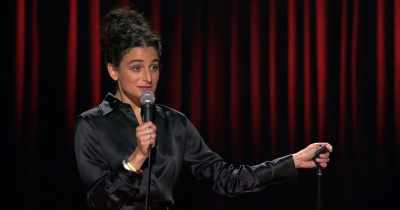 [audience laughs] - Jenny Slate: Stage Fright