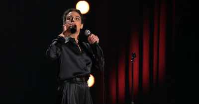 [audience laughs] - Jenny Slate: Stage Fright