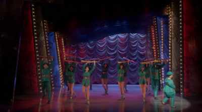 (AUDIENCE LAUGHS) - Funny Girl