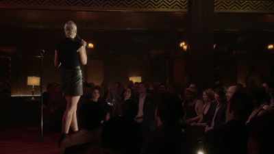 [audience laughs] - The Standups
