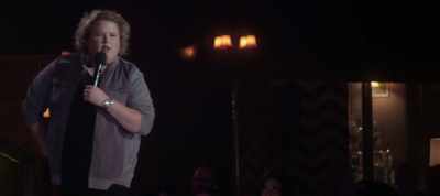[audience laughs] - The Standups