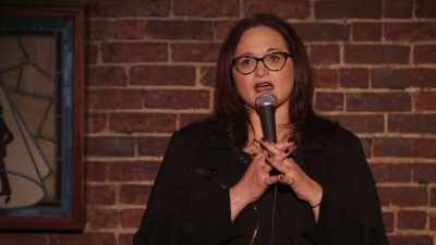 -[audience laughs]
-[smacks lips] - Adrienne Iapalucci: The Dark Queen