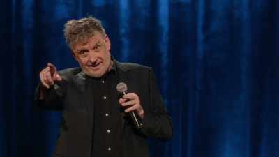 [audience member chuckles] - Craig Ferguson: I'm So Happy