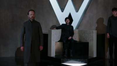[ Audience murmuring ] - Marvel's Inhumans