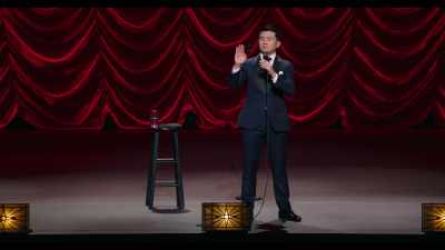 [audience whistling and cheering] - Ronny Chieng: Asian Comedian Destroys America!