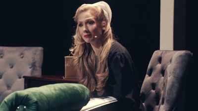 [audiencia riendo] - The Confession Musical